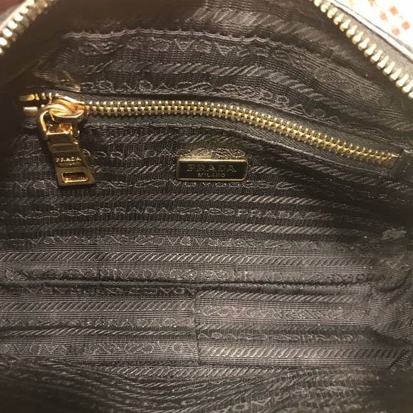 SOLD Auth Prada Tessuto Black Crossbody Bag Nylon - Picture 7 of 8
